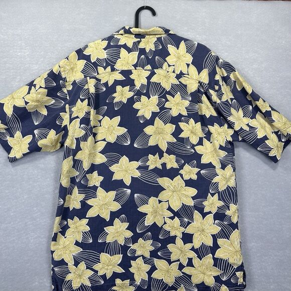 Tommy Bahama Men's Hawaiian Camp Shirt Floral Short Sleeve, 100% Silk, Medium - Picture 8 of 10
